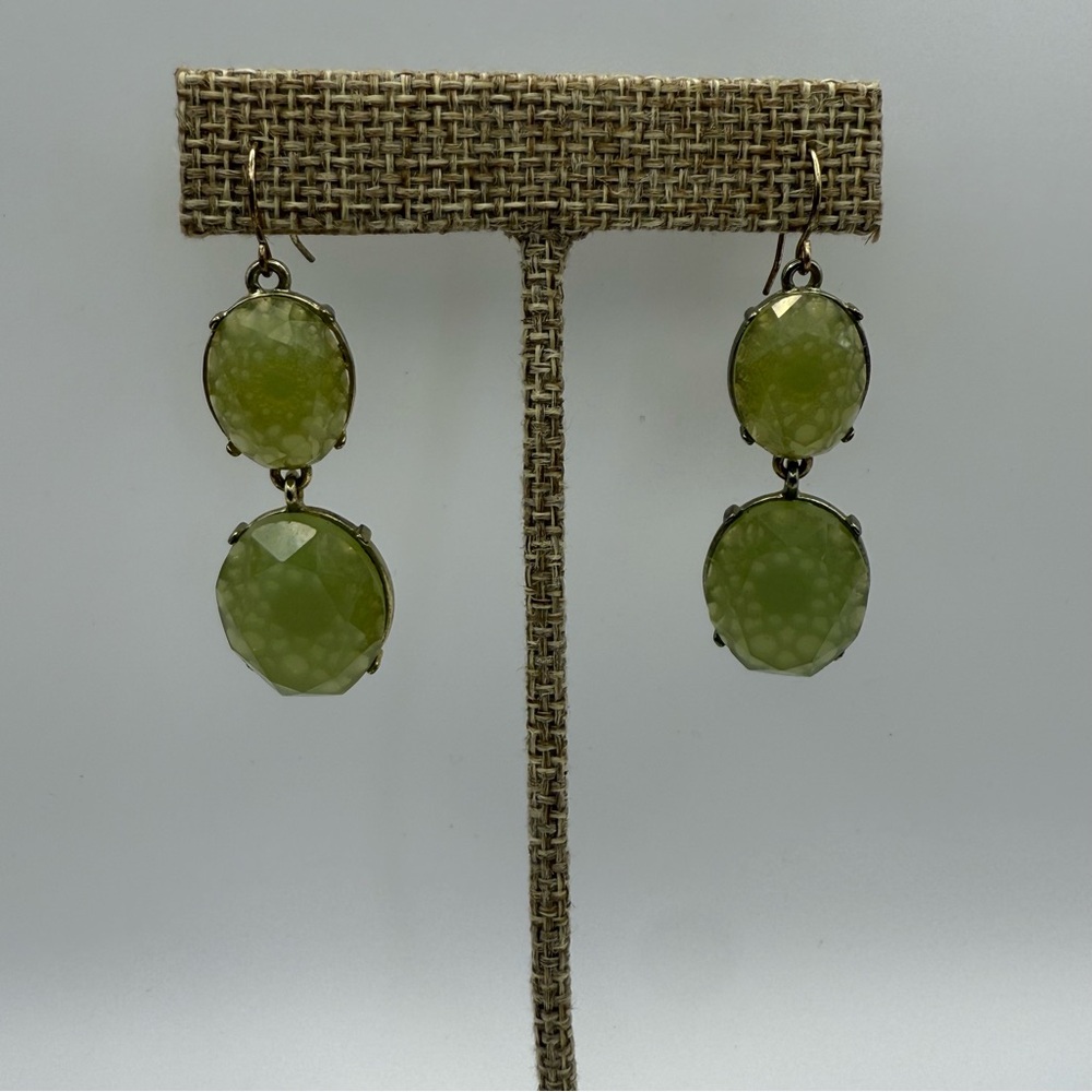 Elegant Green Dangle Earrings